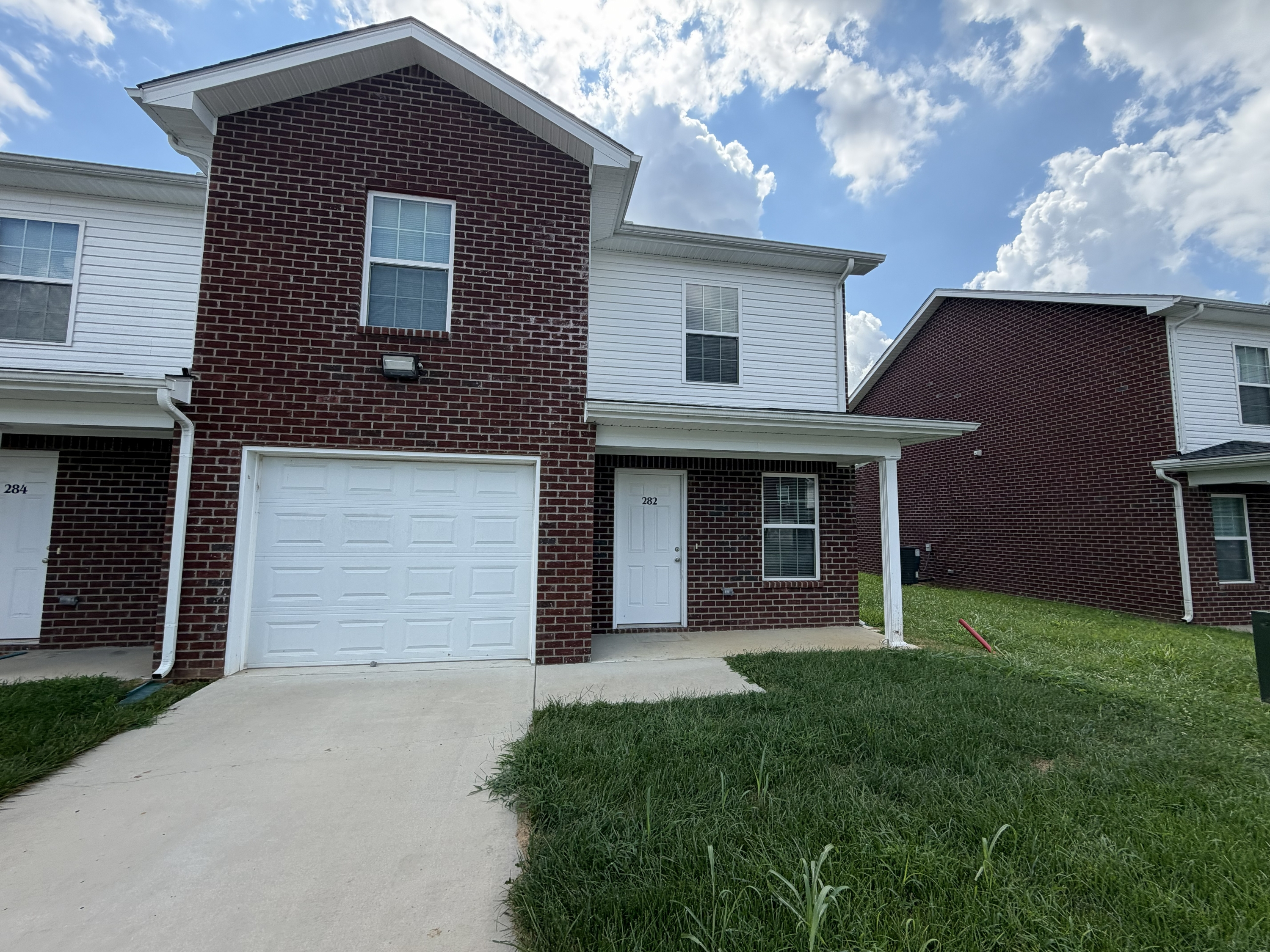202 Pineview Drive - 1